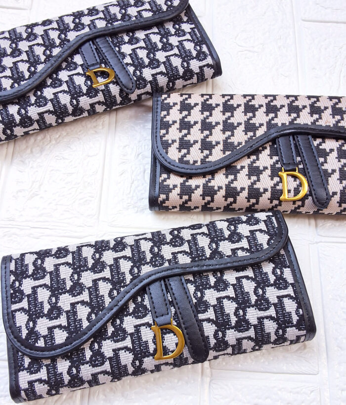 D spacious canvas wallet - Image 3